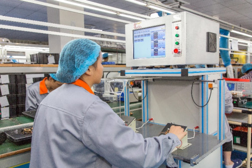 Shenzhen Xindonghui Technology Co., Ltd производственная линия завода