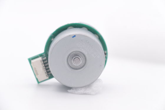 Высокая эффективность 16.7W 17265RPM 27 мм бесшовный двигатель постоянного тока 18В для пушки Fascial